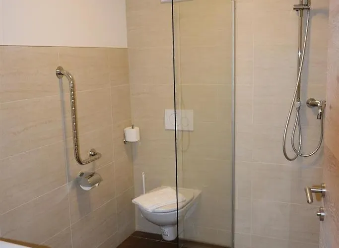 Jochberger Dorfstubn 公寓 *